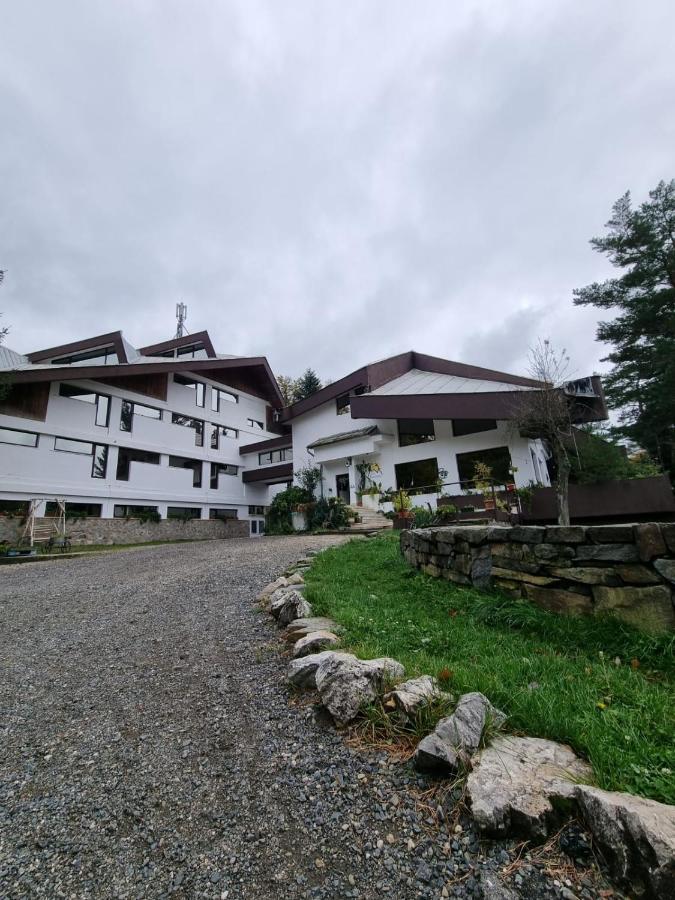 Randunica Hotel วาลิอุก ภายนอก รูปภาพ